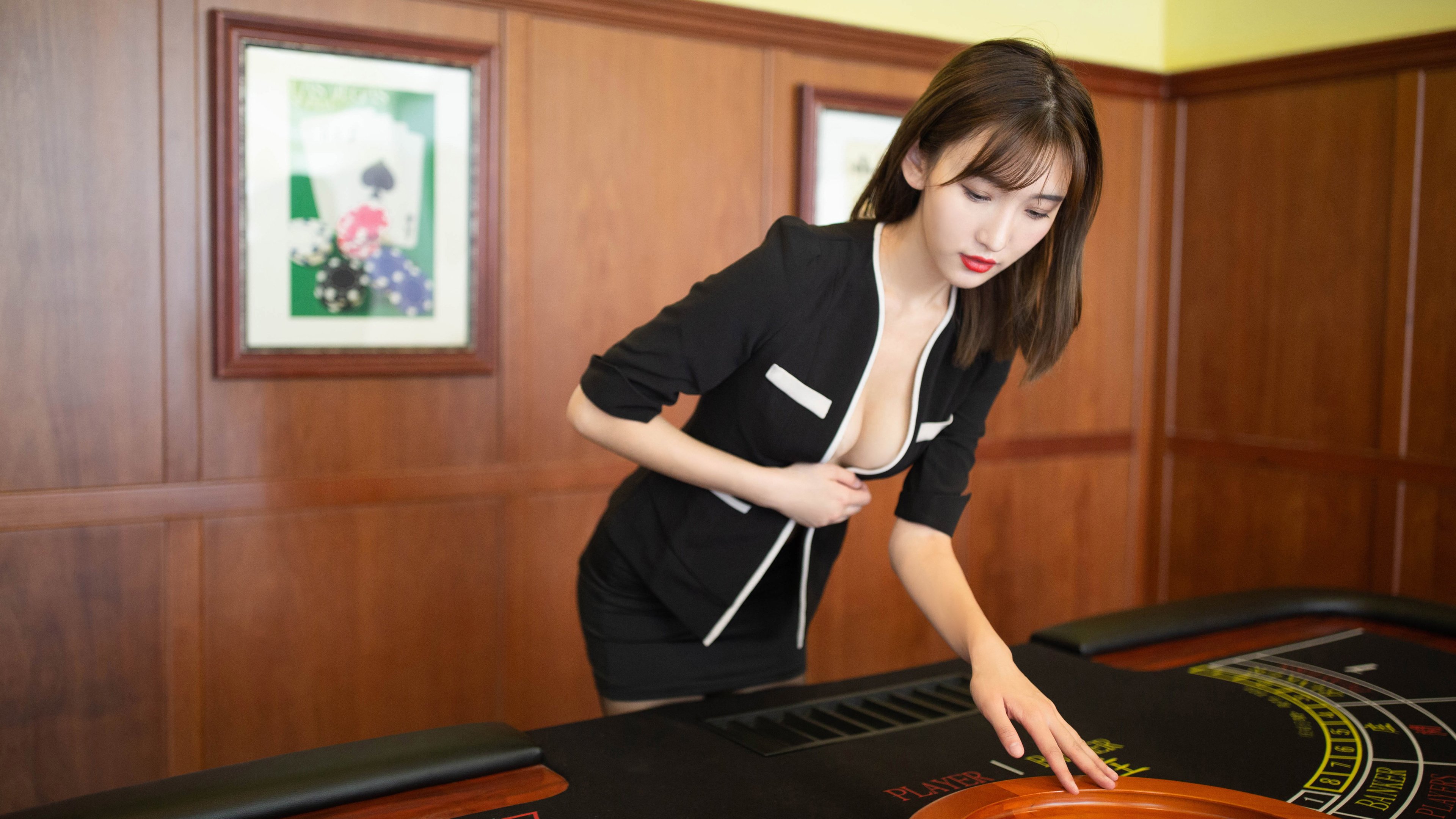 英超球队基于数据分析优化角球防守策略，英超角球越位