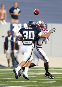 爱游戏电竞官网-拜仁传控优势明显，牢牢控制比赛，拜仁的传奇