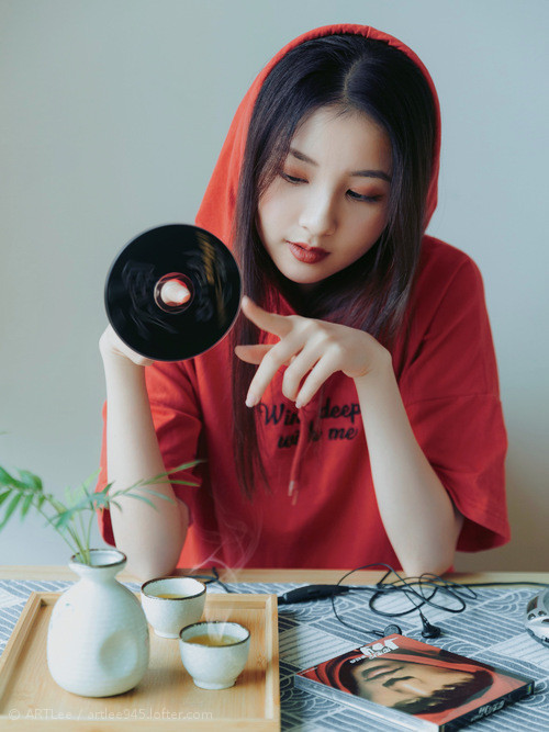 欧洲杯决战场:战术变化引领新潮流!,欧洲杯决赛赛前分析